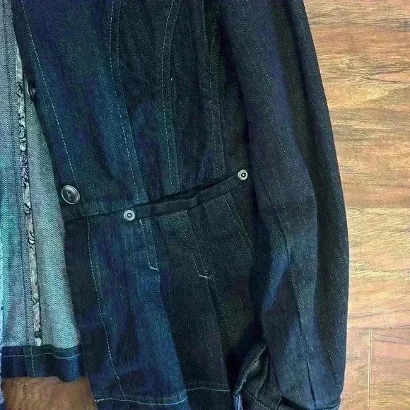 Motto Dark Wash Jean Jacket Women’s Size Buttons Comfy - Picture 4 of 6